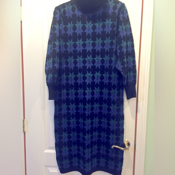 Sweater dress - Picture 1 of 4